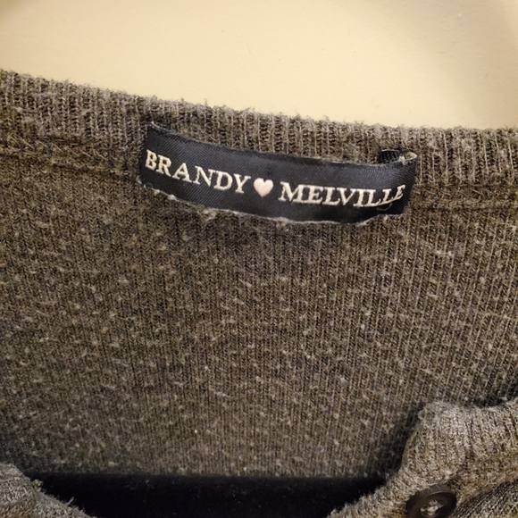 brandy melville grey sweater - Picture 3 of 3